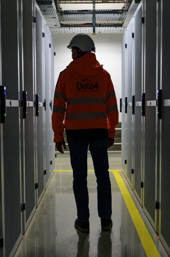 Data Center Colocation: 8 Reasons to Bet on AI-Ready Infrastructure